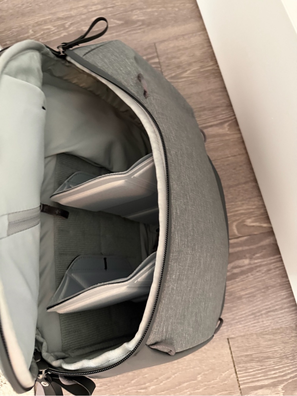 Peak Design - Everyday Zip - 15L - Heathered Grey - Picture 4 of 4